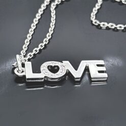 collana LOVE in oro bianco