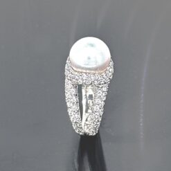 anello donna con perla naturale in oro bianco