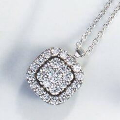 girocollo in oro e diamanti